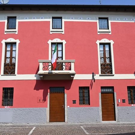 B&B Del Corso Castano Primo Luaran gambar