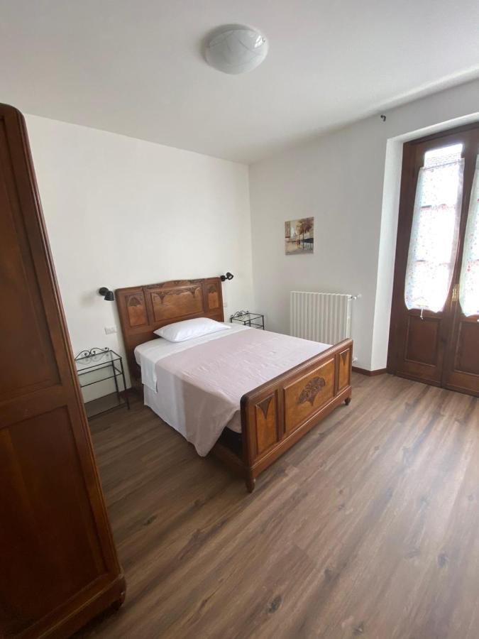 B&B Del Corso Castano Primo Luaran gambar