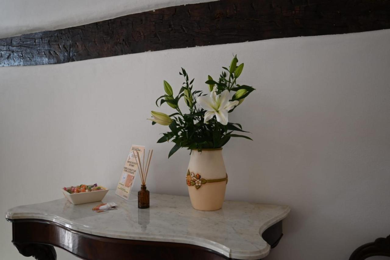 B&B Del Corso Castano Primo Luaran gambar