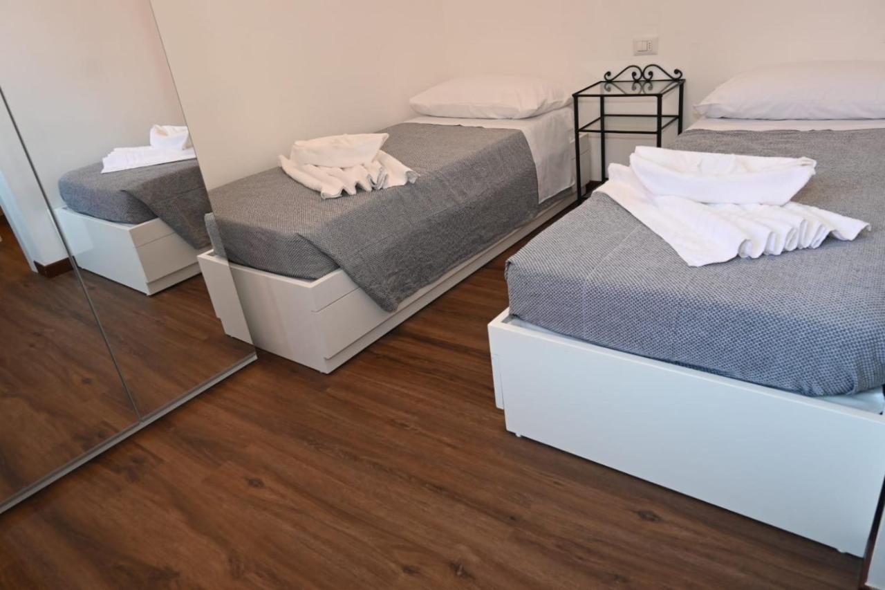 B&B Del Corso Castano Primo Luaran gambar